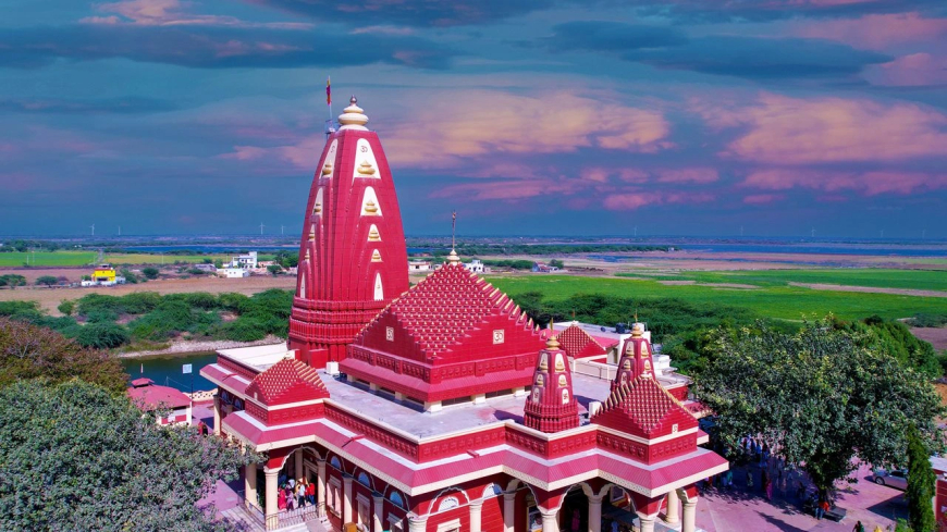 नागेश्वर ज्योतिर्लिंग: द्वारका के नागेश्वर महादेव — भक्तों के भय का नाश करने वाले शिव
