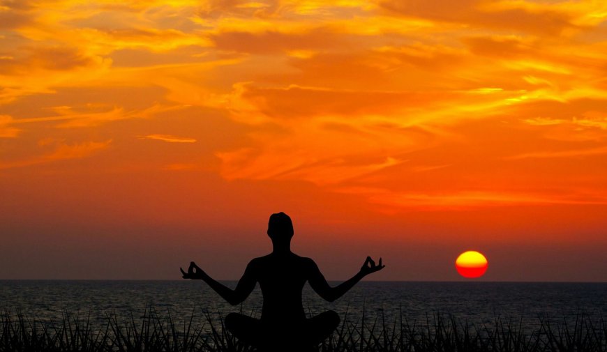Beginner’s Guide to Meditation in Hindi | ध्यान कैसे करें और नियमितता कैसे बनाए रखें