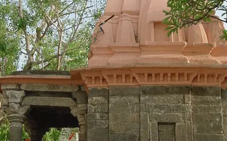 Shri Swarnajaleshwar Mahadev Ujjain – The Golden Flame of Shiva’s Divine Power